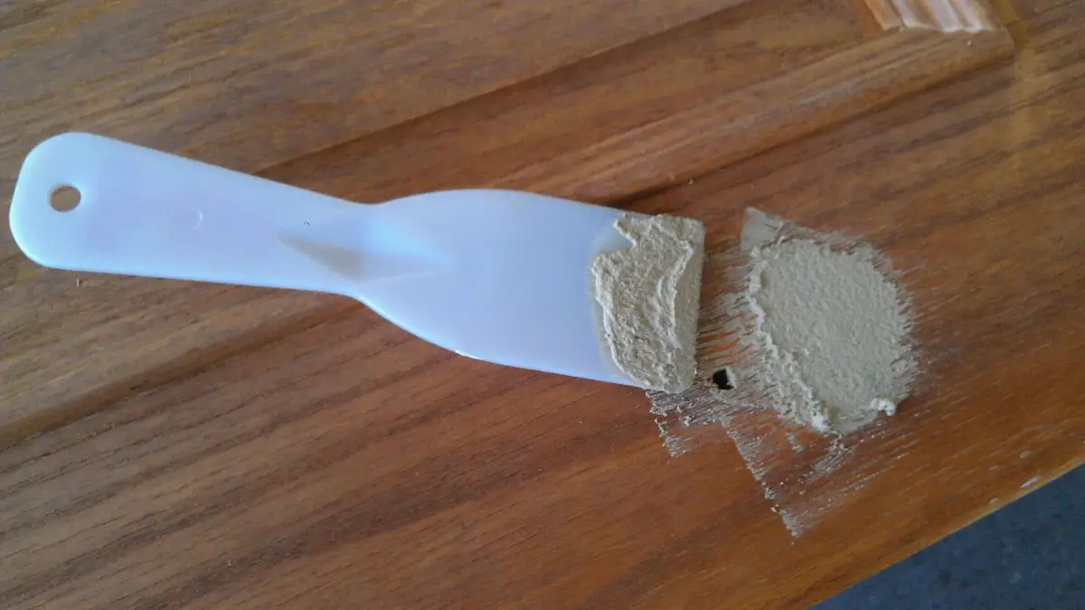 How Long Does It Take For Wood Putty To Dry?